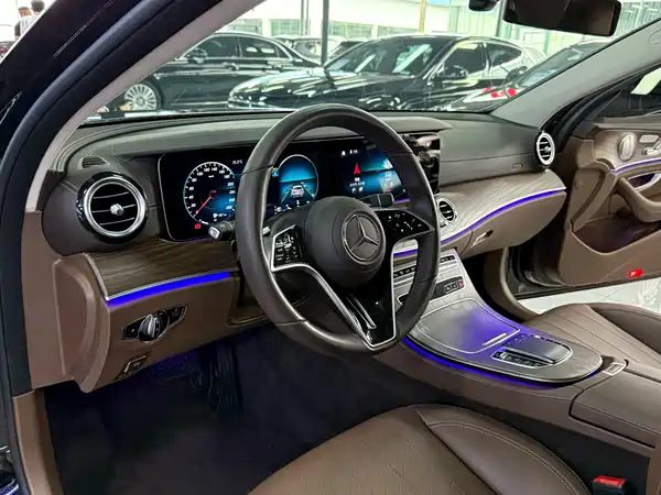Mercedes-Benz E-Class 2023