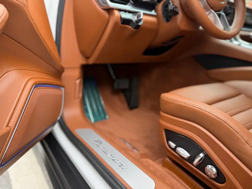 Porsche Panamera 2018 — фото 13