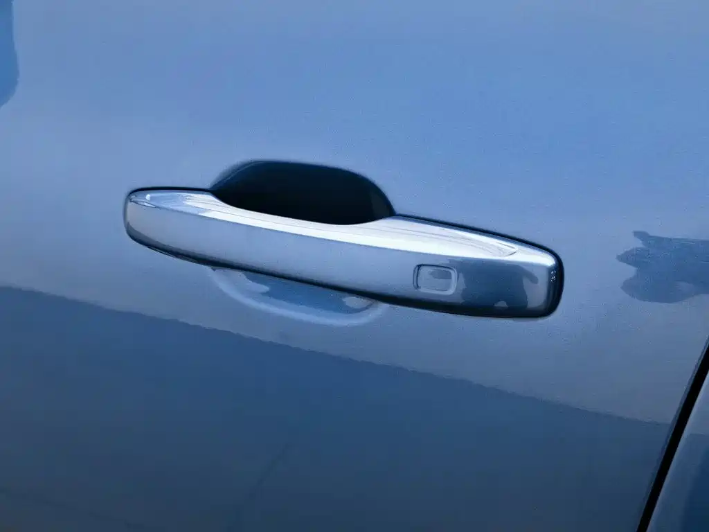 Volvo XC60 2021 — фото 18