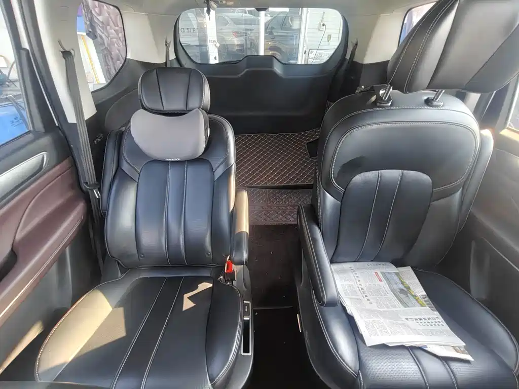 GAC Trumpchi M6 2023 — фото 11