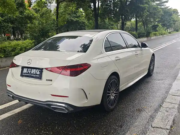 Mercedes-Benz C-Class 2025