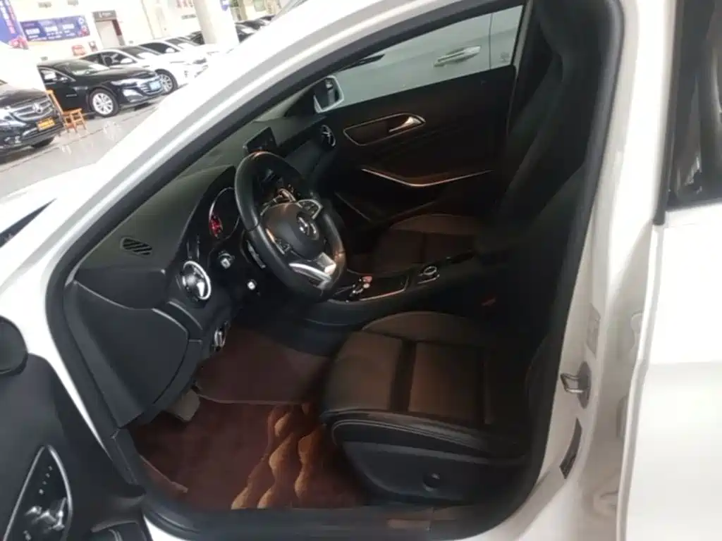 Mercedes-Benz GLA 2019 — фото 15