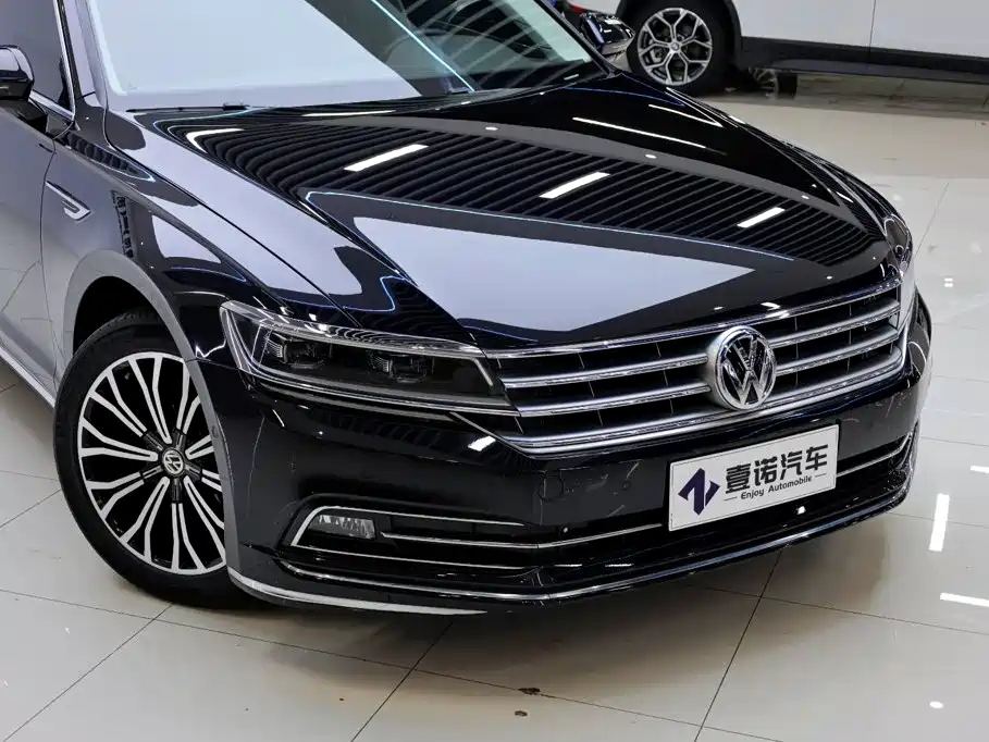 Volkswagen Phideon 2019 — фото 11