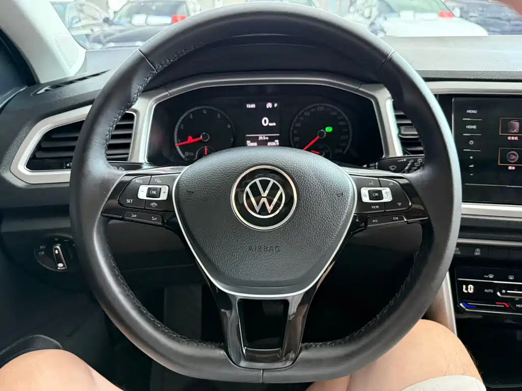 Volkswagen T-Roc 2022 — фото 14