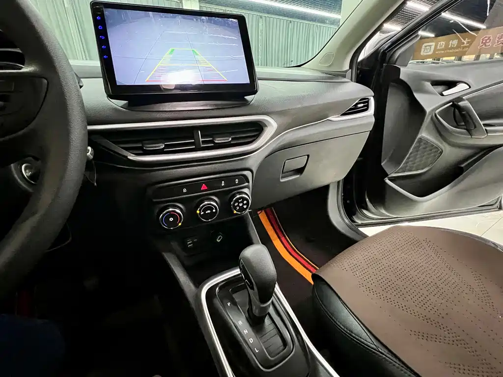 Chevrolet Trax 2020 — фото 11