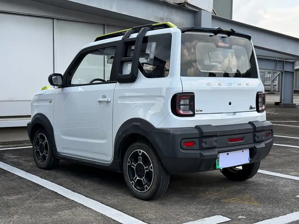 Geely Galaxy Panda 2023