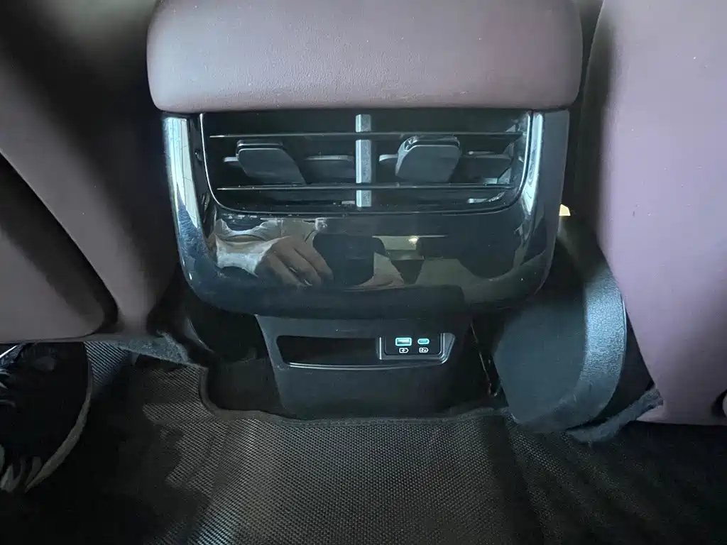BYD Seal 2023 — фото 11