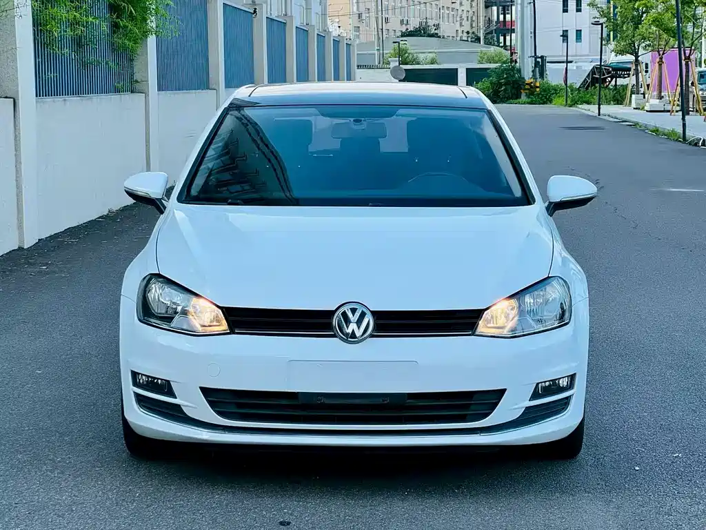 Volkswagen Golf 2016