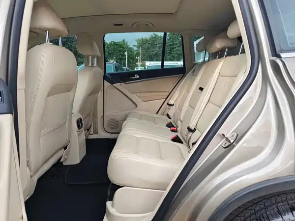 Volkswagen Tiguan 2015