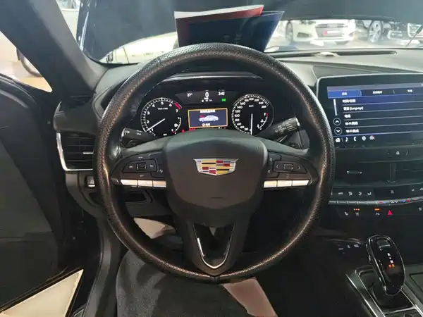 Cadillac CT5 2022