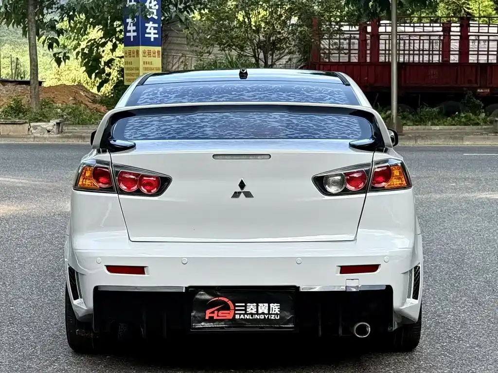Mitsubishi Lancer EX 2015 — фото 8