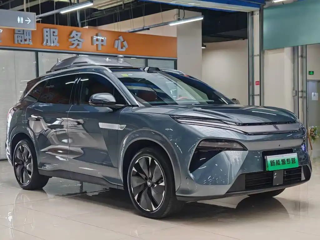 BYD Tang L 2025