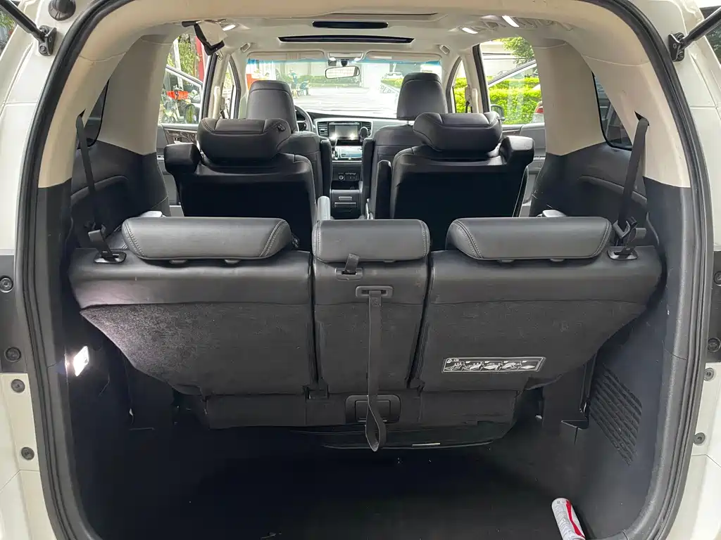 Honda Odyssey 2019 — фото 15