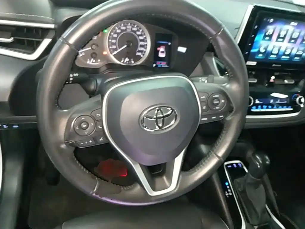 Toyota Corolla 2020 — фото 11
