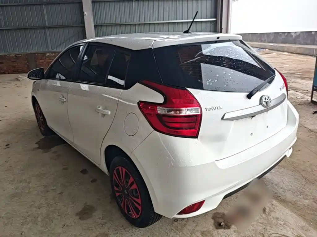 Toyota Yaris L 2019
