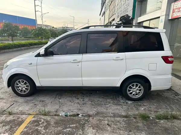 BAIC Huansu H2 2017