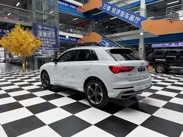 Audi Q3 2023