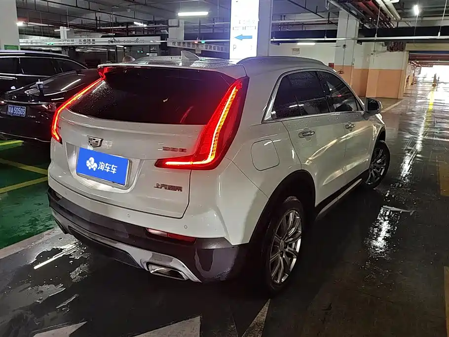 Cadillac XT4 2019 — фото 3