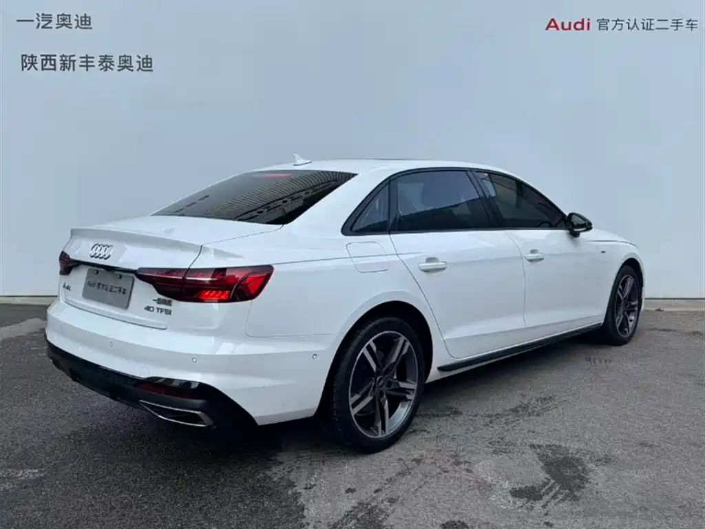 Audi A4L 2022 — фото 27