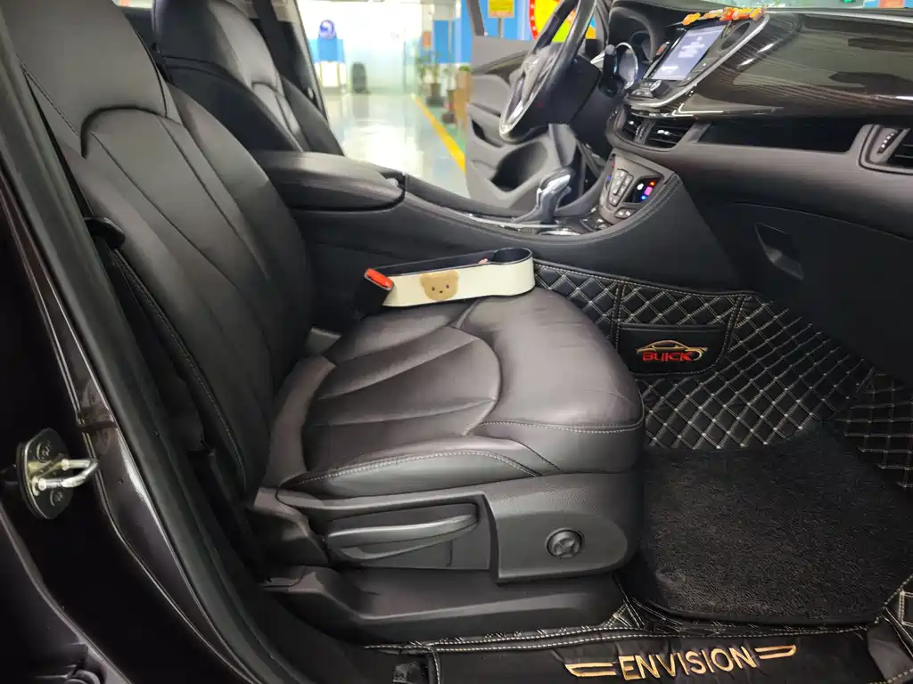 Buick Envision Plus 2018 — фото 11