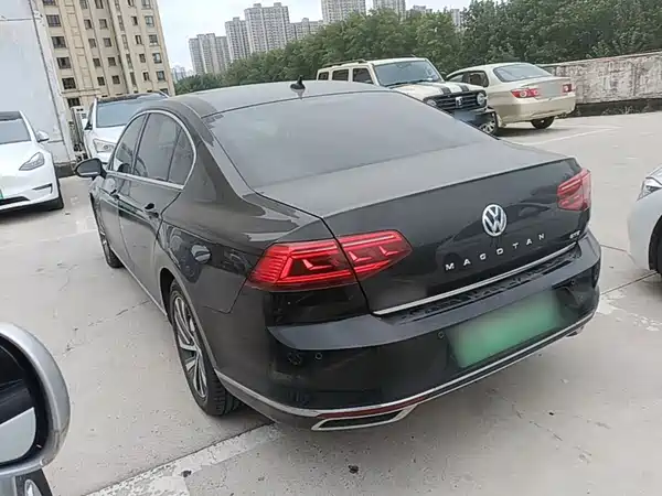 Volkswagen Magotan PHEV 2021