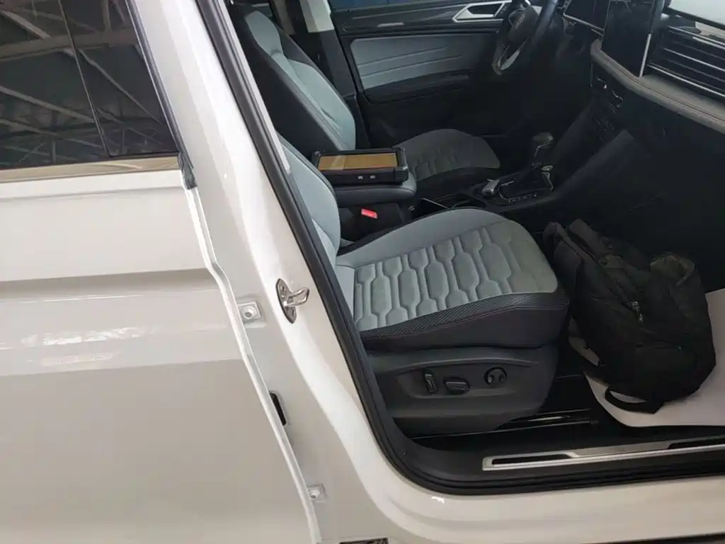 Volkswagen Tiguan X 2023 — фото 17