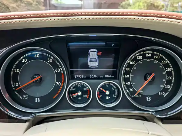 Bentley Flying Spur 2015