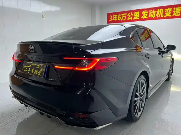 Toyota Camry 2024