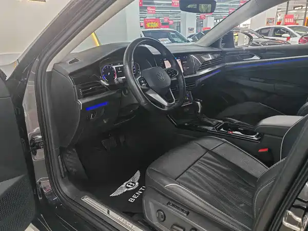 Volkswagen Passat 2022