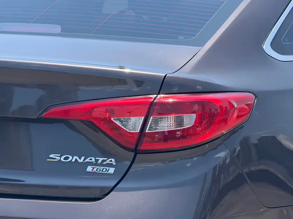 Hyundai Sonata 2015 — фото 10