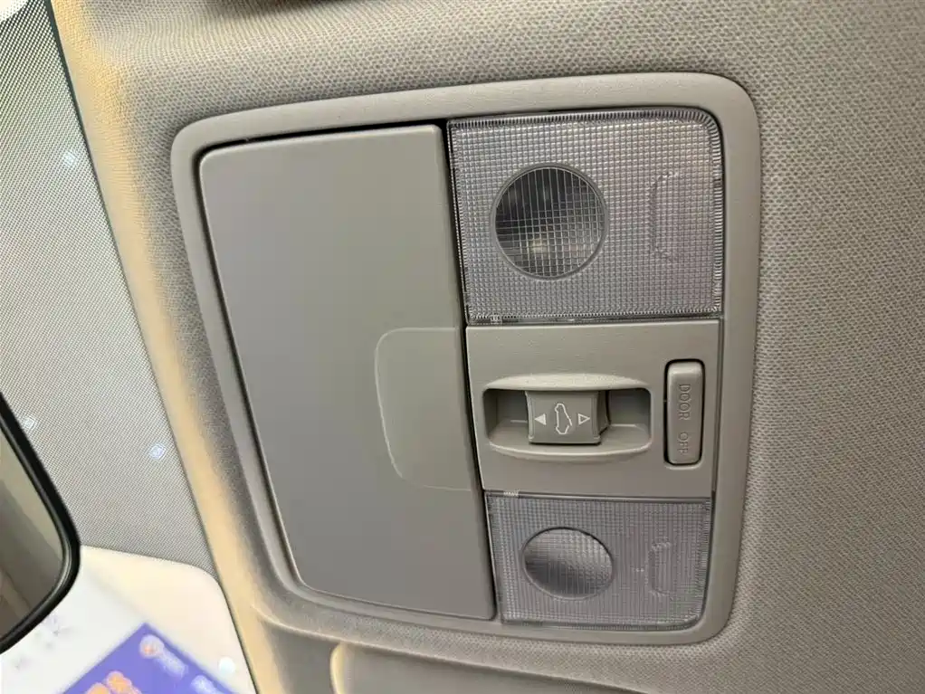 Kia KX1 2022 — фото 14