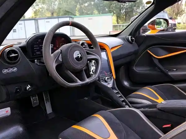 McLaren 720S 2020
