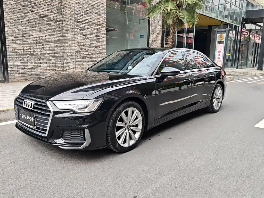 Audi A6L 2020 — фото 1