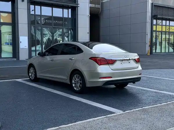 Hyundai Mistra 2015