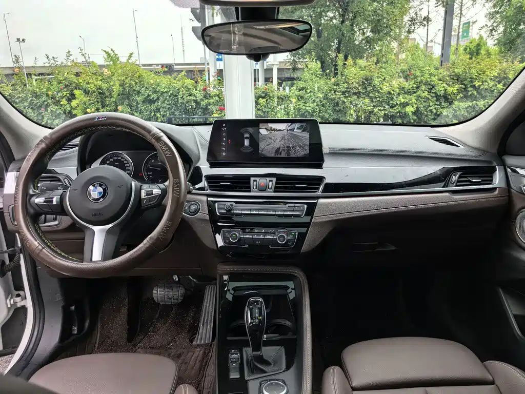 BMW X2 2023 — фото 16