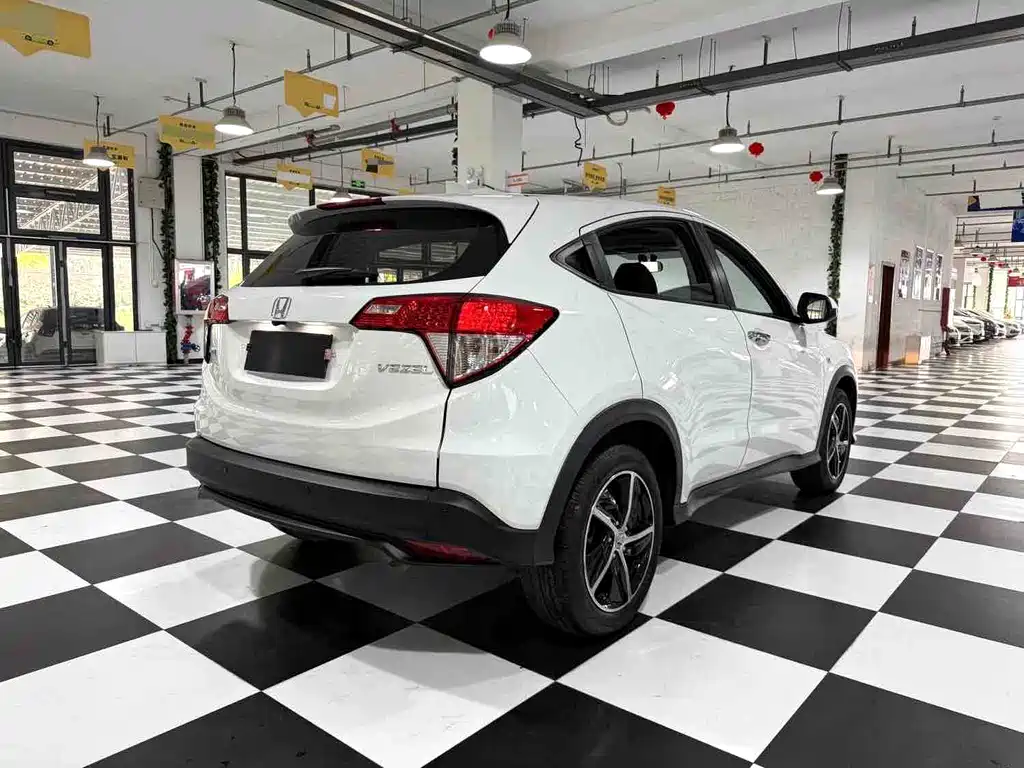 Honda Vezel 2022 — фото 13