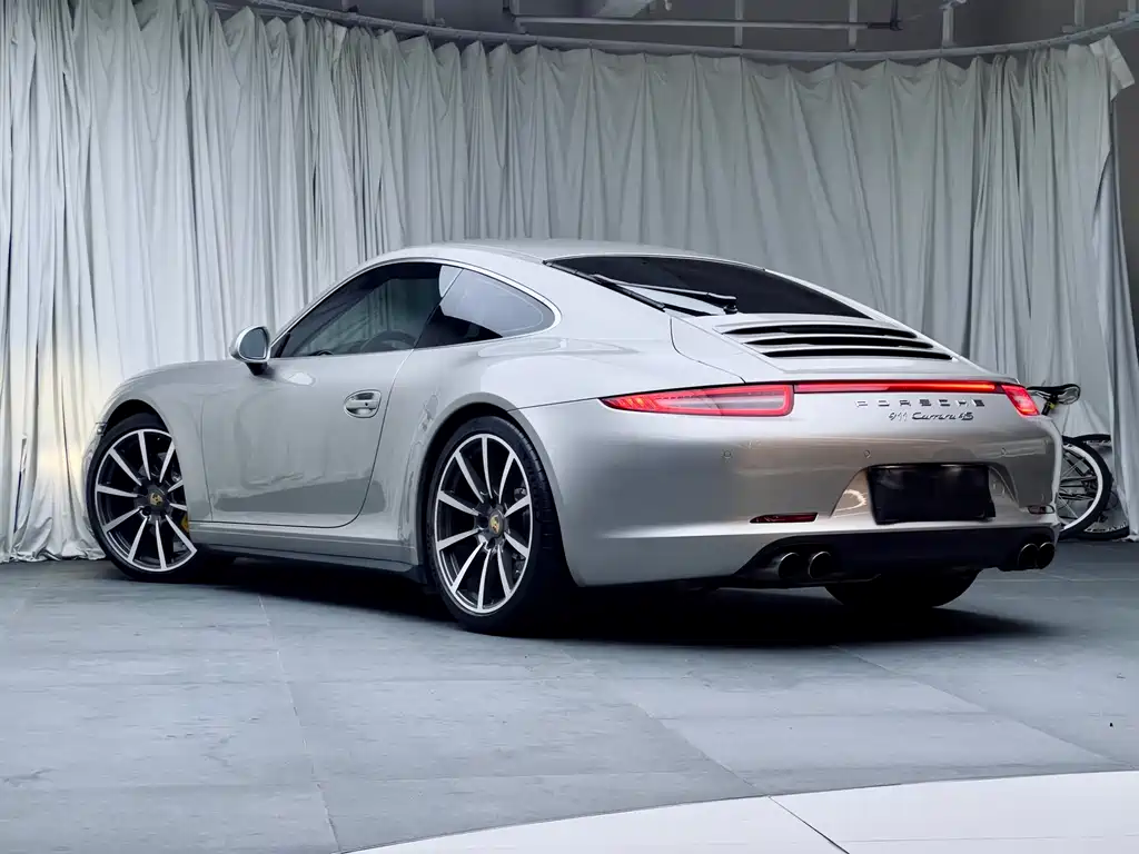 Porsche 911 2013 — фото 4