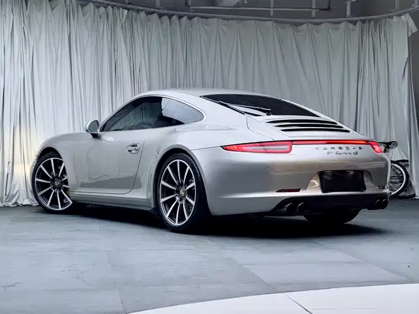 Porsche 911 2013