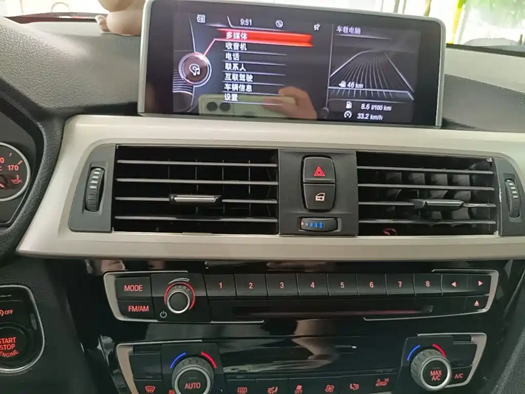 BMW 3 Series 2015 — фото 13