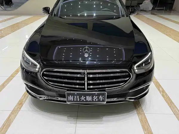 Mercedes-Benz E-Class 2022