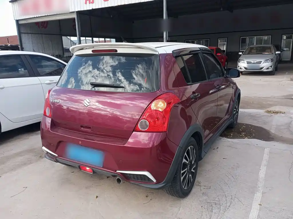 Suzuki Swift 2017 — фото 23