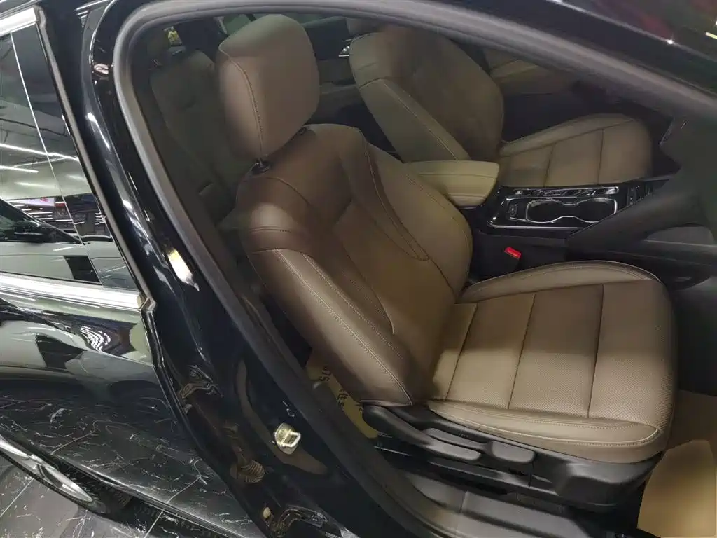 Buick Envision Plus 2023 — фото 20