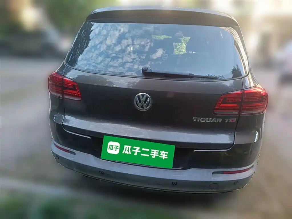 Volkswagen Tiguan 2015 — фото 3