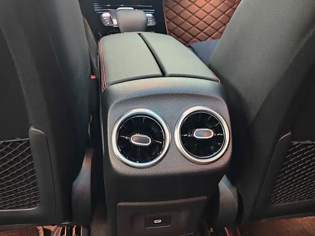 Mercedes-Benz A-Class 2023 — фото 10