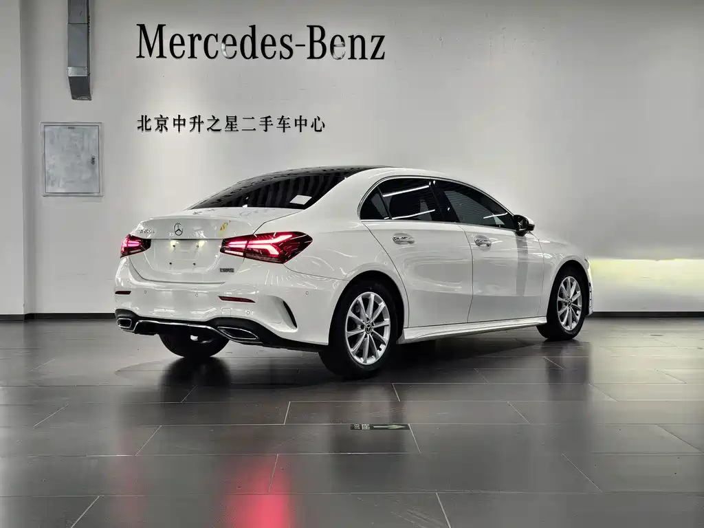 Mercedes-Benz A-Class 2020 — фото 15