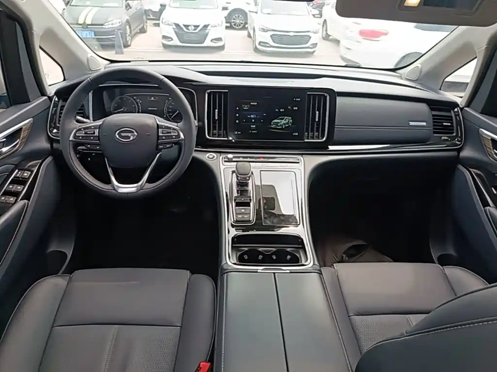 GAC Trumpchi M8 2022 — фото 6