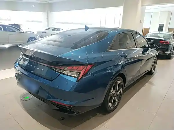 Hyundai Elantra 2021