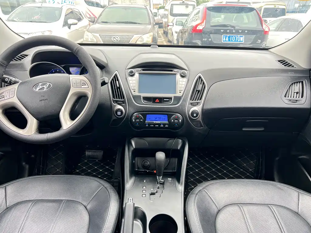 Hyundai ix35 2013 — фото 16