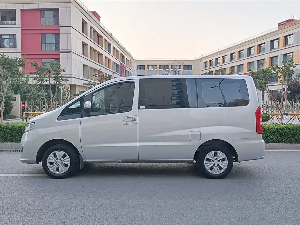JAC Refine Refine M3 2017
