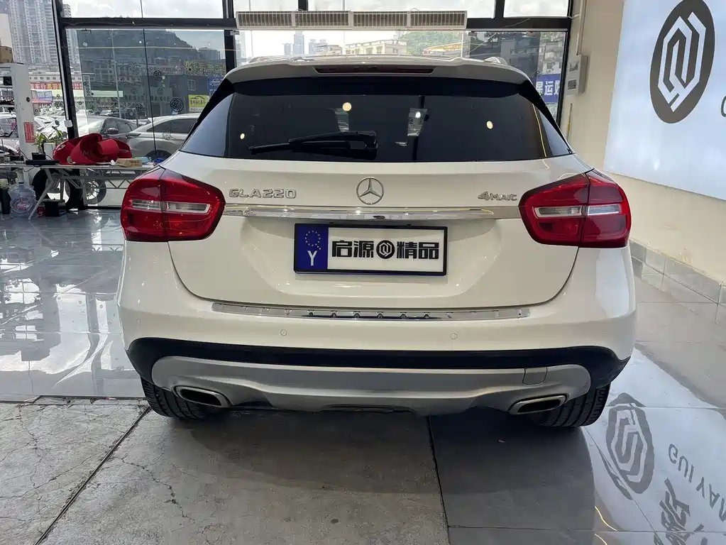 Mercedes-Benz GLA 2017 — фото 20